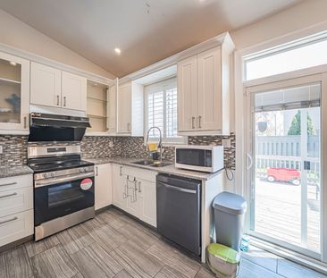 For Lease - 3486 Fountain Park Avenue Unit# Upper, Mississauga, Ont... - Photo 1