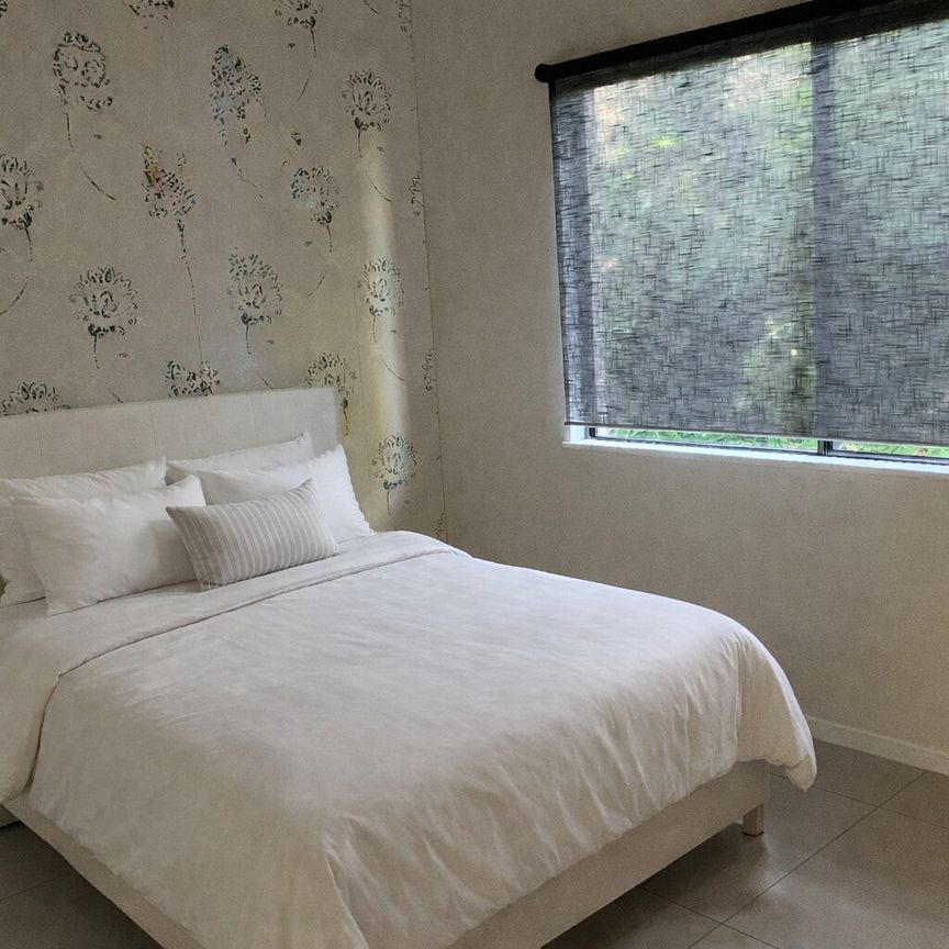 Trinity Beach - Photo 1