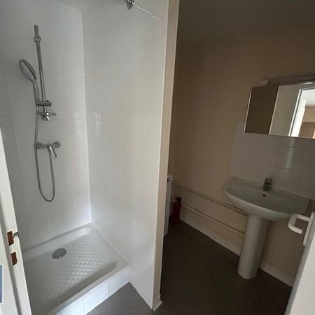 Location Appartement 1 pièce 23m² LEMPDES 63370 - Photo 3
