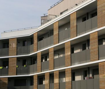 location Appartement T2 DE 37.25m² À NOISY LE GRAND - Photo 2