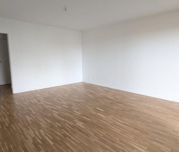 location Appartement F4 DE 80m² À ASNIERES - Photo 3