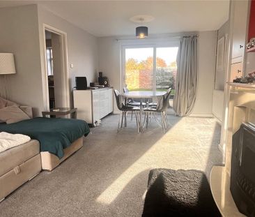 3 bedroom semi-detached house to rent - Photo 3