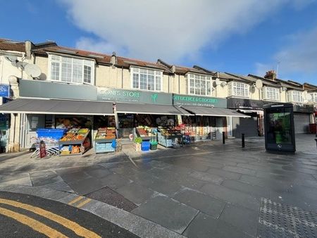 2 Bed Flat, Lea Bridge Road, E10 - Photo 3