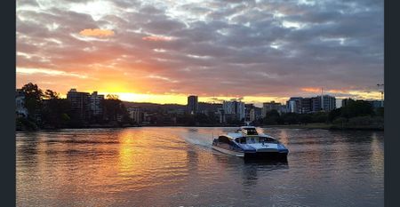 Lovely family house in perfect location - Photo 3