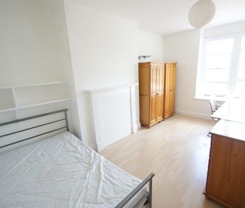 Student Properties to Let - Photo 1