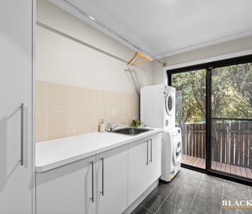 272 Bicentennial Drive, Jerrabomberra NSW 2619 - House For Rent | D... - Photo 6