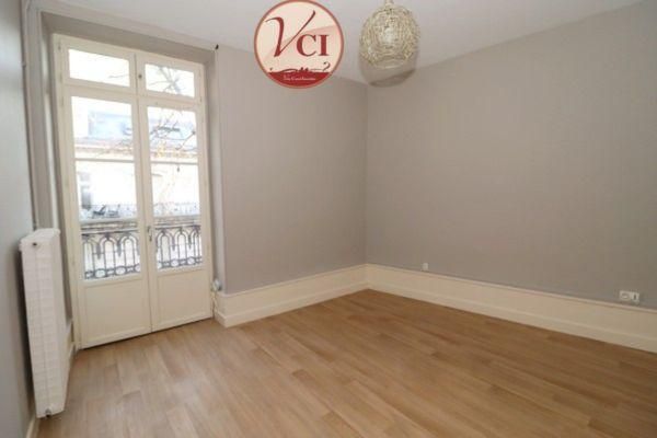 Location Appartement 2 pièces 43m² VICHY 03200 - Photo 1