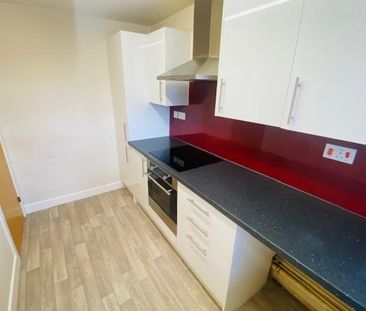 1 bedroom Flat To Let - Photo 5