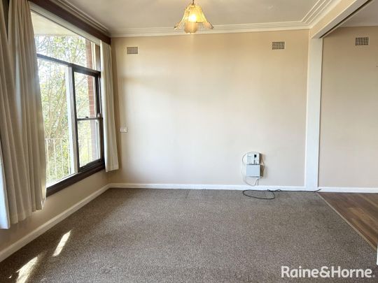 Three Bedroom Home! - Photo 1