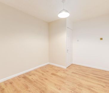 Room in a Shared House, Parkeston Crescent, B44 - Photo 5