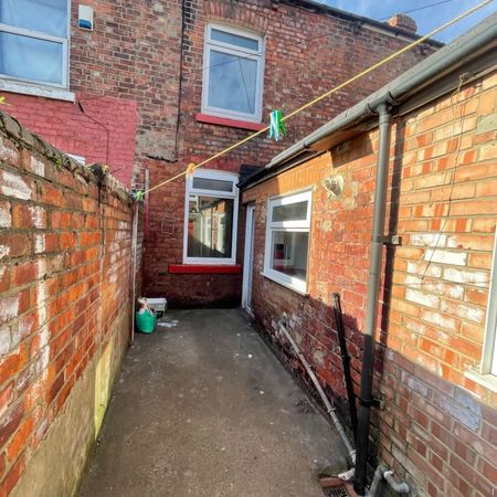 To Let : Abingdon Road, Middlesbrough TS1 2DW - Photo 3