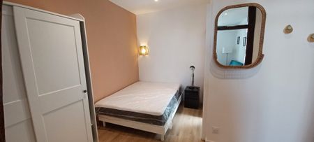 À LOUER : Studio meublé dans le centre de TOURS – quartier Rabelais • Réf. GI-BR-G0560 - Photo 2
