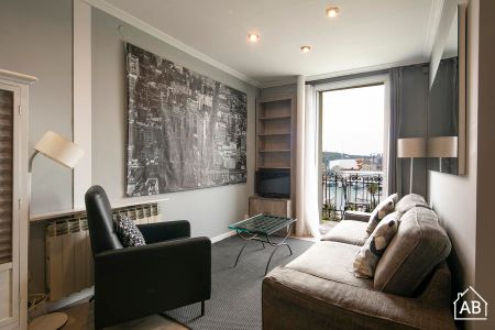 Stylish One Bedroom Apartment by the Beach, with Incredible Sea Views - Foto 4