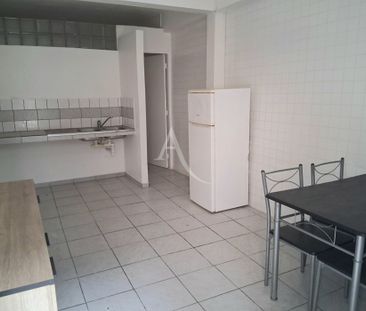 Location Appartement 28.11m² 2 pièces Fort de france - Photo 3