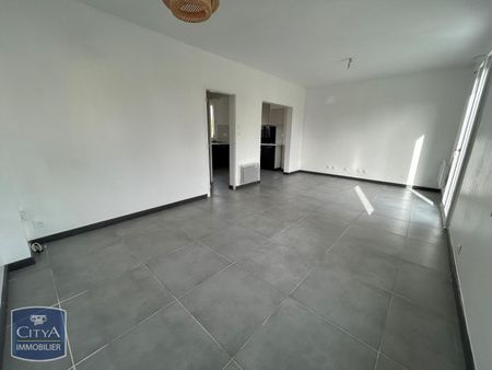 Location Maison 3 pièces 70m² AGEN 47000 - Photo 2