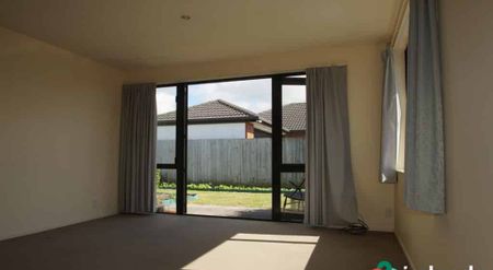 Secluded Down a Private Lane - Photo 4