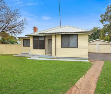 28 Susanne Street - Photo 3