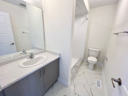 For Lease - 26 Monteith Drive, Brantford, Ontario - Photo 3