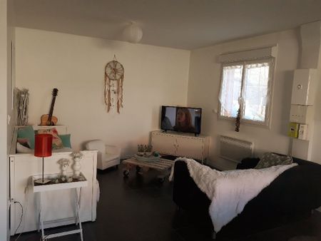 MAISON INDIVIDUELLE DE PLAIN PIED DE 88 M² - 2 CHAMBRES - PLACE DE PARKING PRIVATIVE ET JARDINET - ARRAS - Photo 2