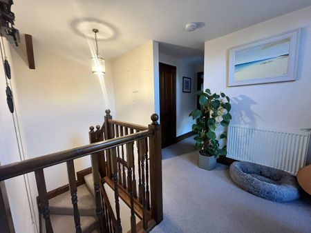 2 bedroom semi-detached house to rent - Photo 2