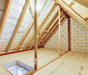 milestone road - Photo 2