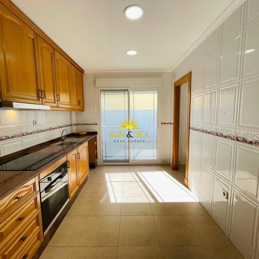 SEMI-DETACHED HOUSE FOR RENT, 3 BEDROOMS AND 3 BATHROOMS IN CALLOSA DEL SEGURA - ALICANTE - Photo 1