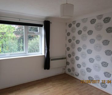 2 Bed Flat, Oakland Court, CH43 - Photo 2