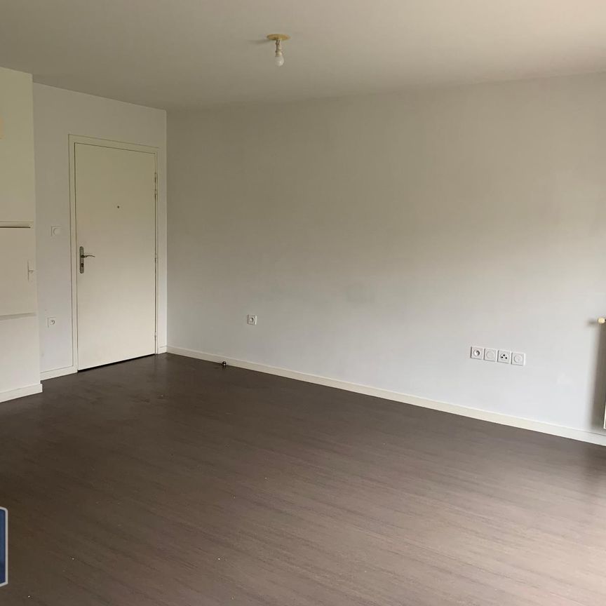 Location Appartement 2 pièces 44m² LOUVROIL 59720 - Photo 1