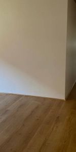 Two bedroom Apartment with floorboards throughout - Photo 4