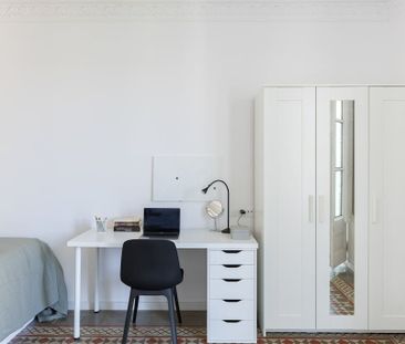 Carrer de Bailèn, Barcelona, Catalonia 08010 - Photo 3