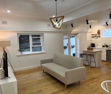 Bellevue Hill - Photo 5