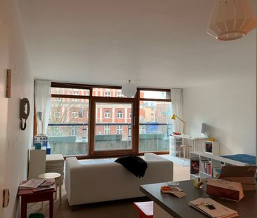 Studio Flat, Breton House Barbican, EC2Y - Photo 1