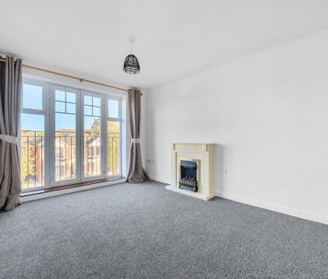 2 bedroom flat to rent - Photo 4