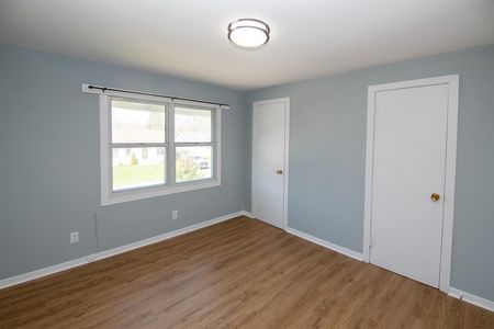 For Lease - 32 WISTOW Street, London East, Ontario - Photo 2