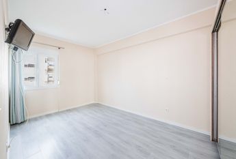 APARTAMENTO T4 EM ALFRAGIDE MOBILADO