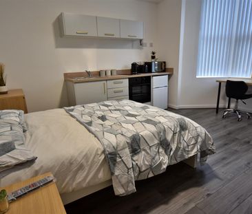 Room 12 - Photo 1