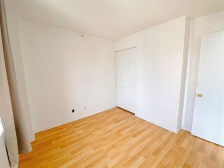 1055 Rue St Mathieu - Photo 2