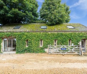 Asthall Leigh - Photo 6