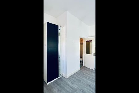 1 Bed Semi-Detached House, Churchill Road, NW2 - Photo 5