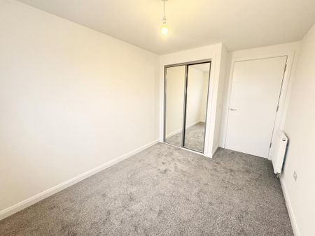 2 bedroom flat to rent - Photo 4