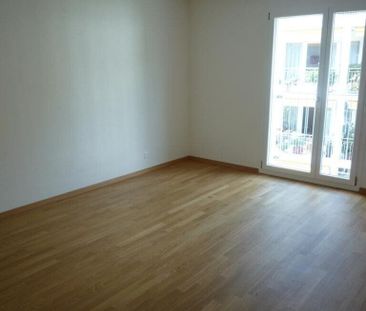 Ultra-modern 4.5-room penthouse apartment in Boll - Photo 1