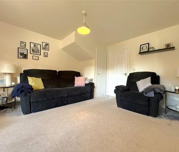 3 bedroom semi-detached house to rent - Photo 2