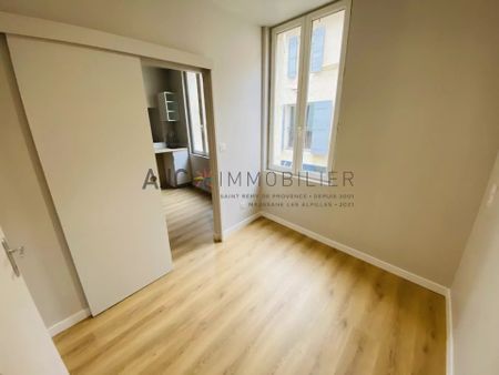APPARTEMENT T2 - CENTRE VILLE - Photo 2