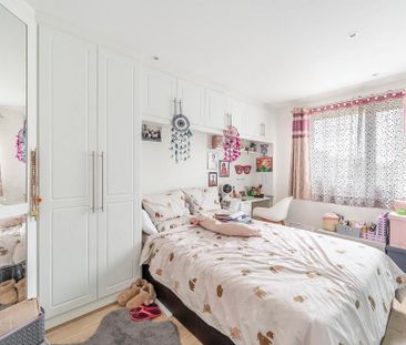 3 bedroom end of terrace house to rent - Photo 6