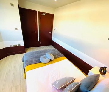 Room in a Shared House, Grayscroft Road, SW16 - Photo 1