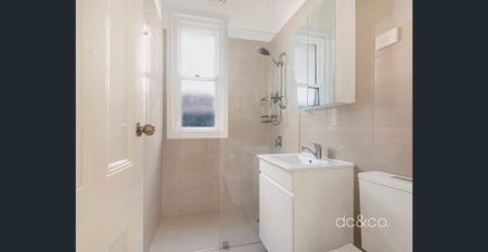 Charming federation home in a prime Croydon location - Photo 5