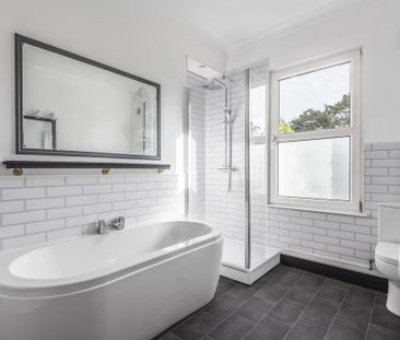 2 bedroom maisonette to rent - Photo 5