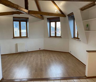 Location appartement 2 pièces 30 m² à Pont-de-l'Arche (27340) - Photo 1