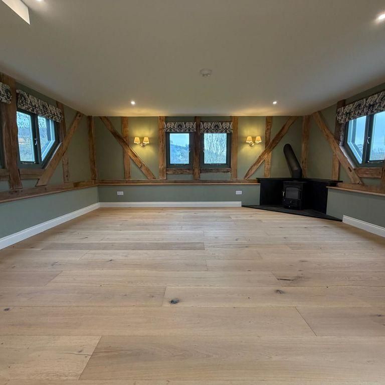 3 bedroom barn conversion to rent - Photo 1