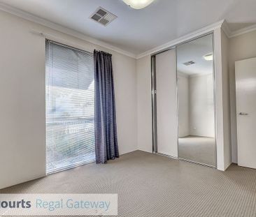 9 Justice Link, ATWELL WA 6164 - Photo 1